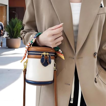 Bucket bag with scarf - Image 5