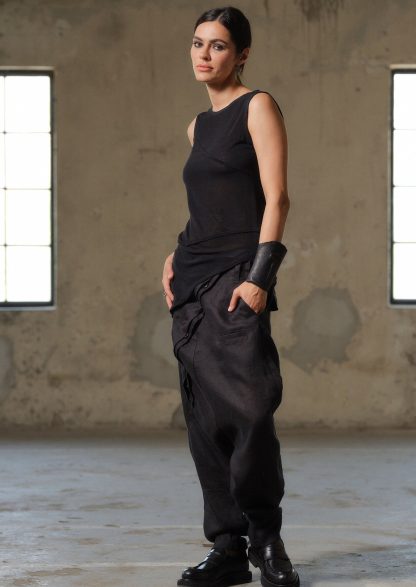 Black Asymmetric Fine Knit Blouse - Image 5