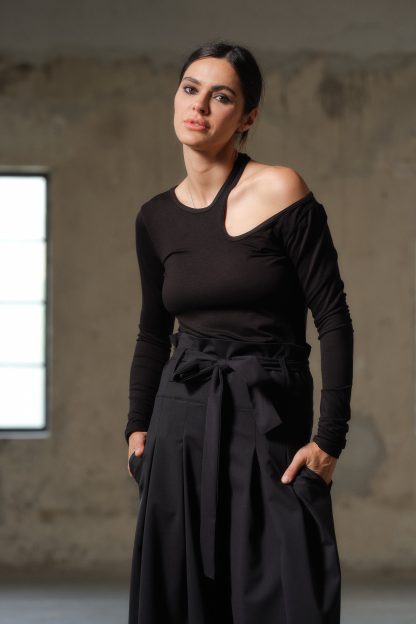 Black off-the-shoulder shirt