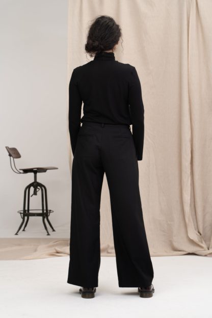 Black turtleneck shirt - Image 2