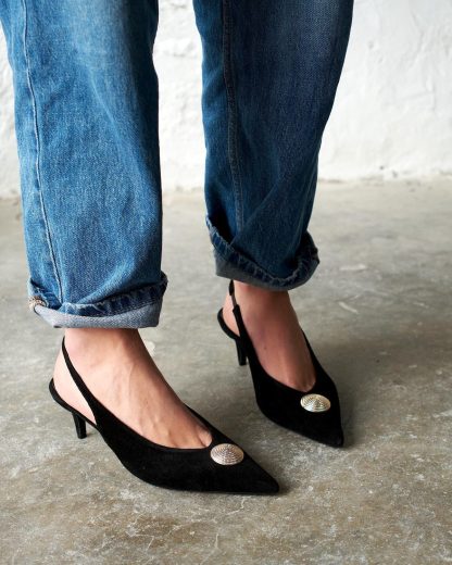 Elegant women's high heels - Image 2