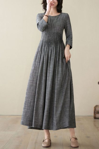 Fashionable linen dresses for spring and summer