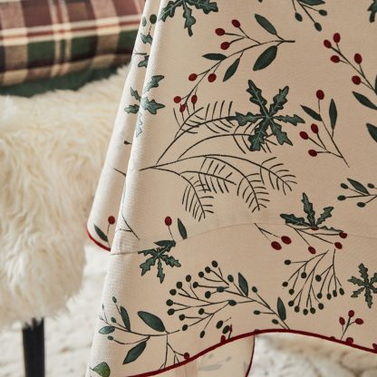 Floral Christmas Tablecloth - Image 6
