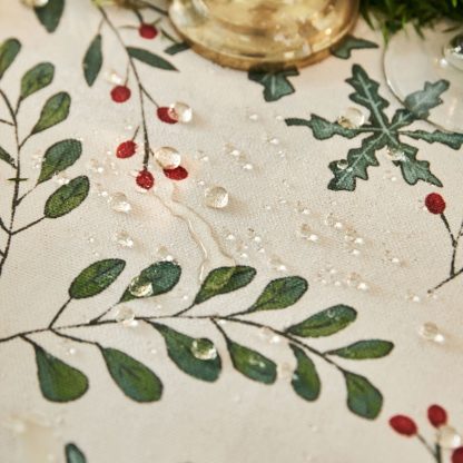 Floral Christmas Tablecloth - Image 5
