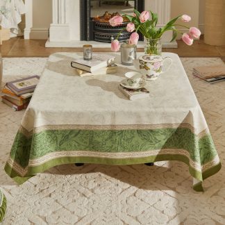 Green tablecloth for summer and spring weddings
