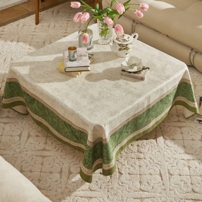 Green tablecloth for summer and spring weddings - Image 2