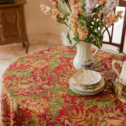 Housewarming gift bright red and green jacquard tablecloth - Image 5
