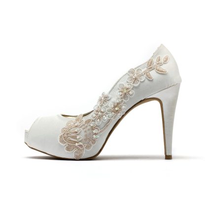 Ivory lace bridal high heels - Image 4