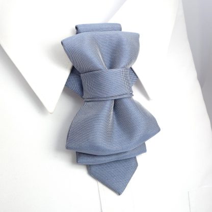 Light blue grey handmade luxury tie - Image 2