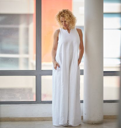 Loose white linen maxi skirt