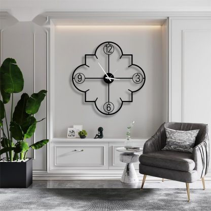 Metal wall clock with numbers - Image 2