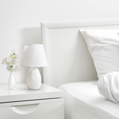 Mini egg-shaped ceramic table lamp - Image 4