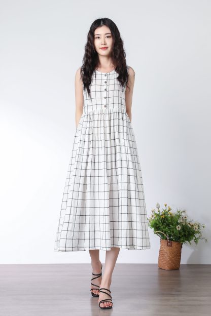 Plaid Sleeveless Pleated Dress - Image 3