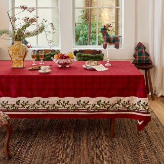 Red Christmas tablecloth with berry pattern for party