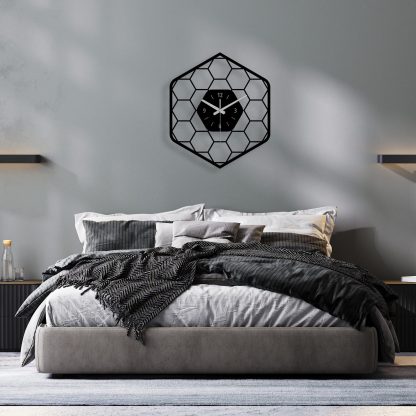 Simple honeycomb metal wall decoration - Image 3