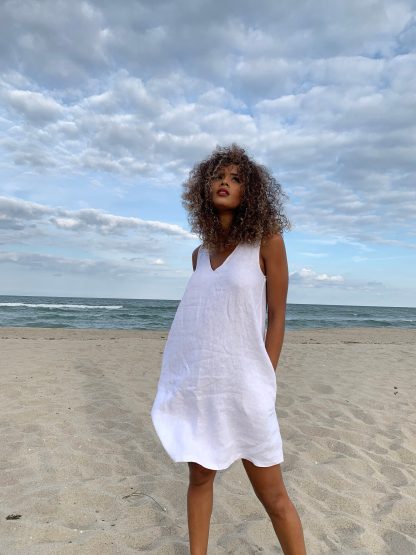 Sleeveless Simple Mini Dress - Image 5