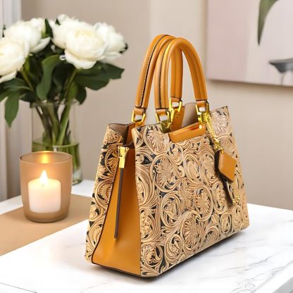 Vintage carved ladies handbag - Image 3