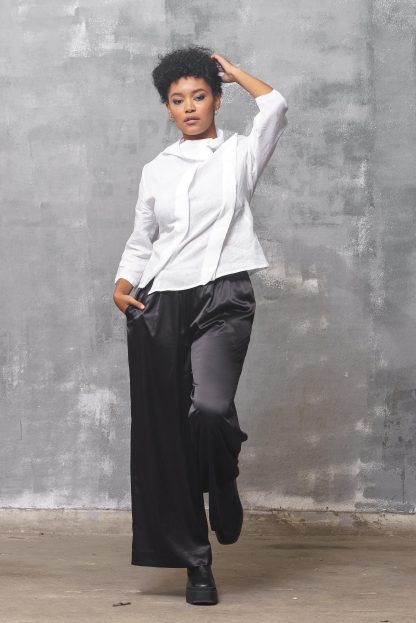 White Linen Top Fashion Outfit - Image 2