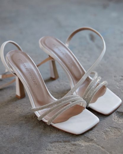White leather high heels - Image 2