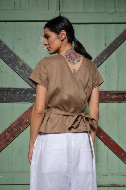 Women's Beige Linen Top - Image 5