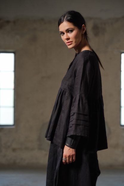 Women's Black Linen Shirt - Image 2