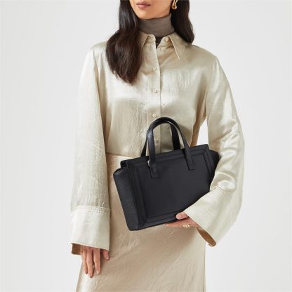 Women's Chain Crossbody Black Shoulder Bag - Image 2
