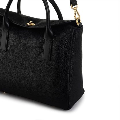 Women's Leather Small Flap Shoulder Bag - Image 4