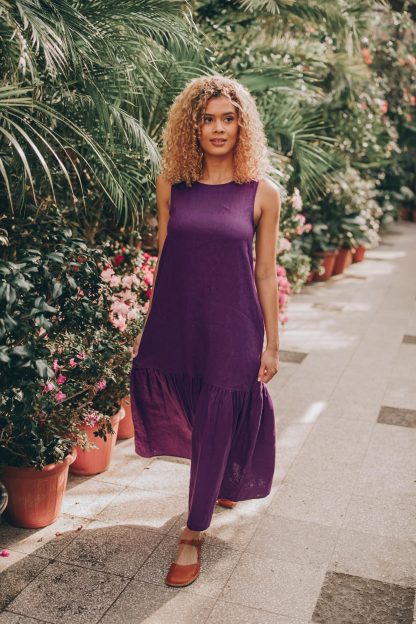 Women's Lightweight Sleeveless Linen Dress - Image 2