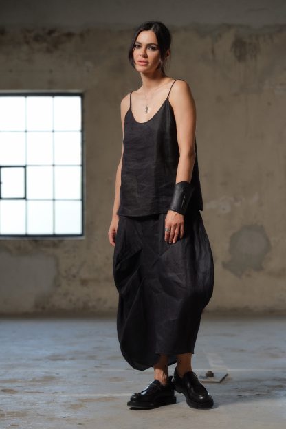 Women's Sleeveless Linen Top - Image 3