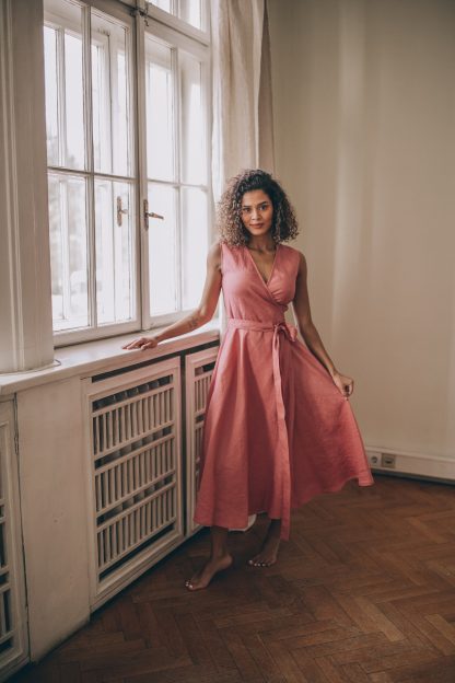 Women's Vintage Pink Dress - Image 5