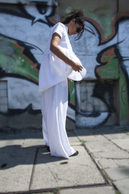 Women's White Linen Shirt - Image 2