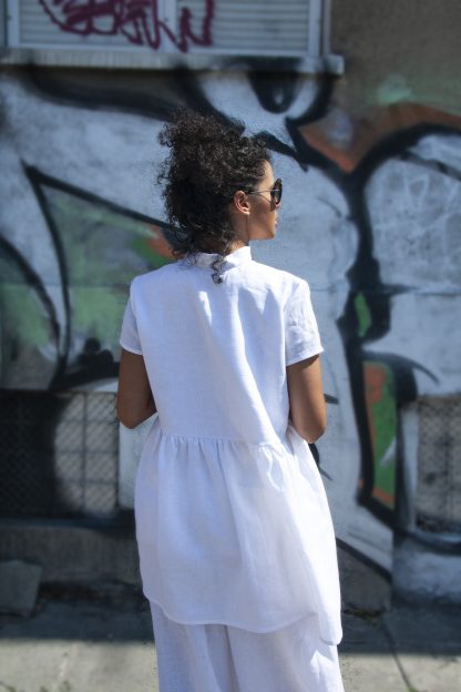 Women's White Linen Shirt - Image 4