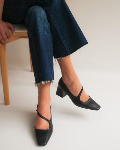 Women's comfortable leather dress shoes - Image 3
