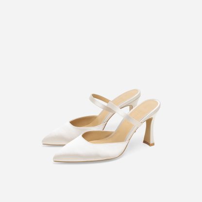 Women's satin evening shoes