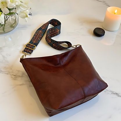Bohemian leather crossbody bag - Image 5