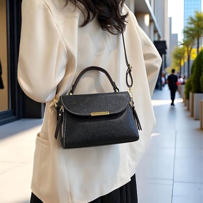 Elegant women's shoulder bag - Image 2