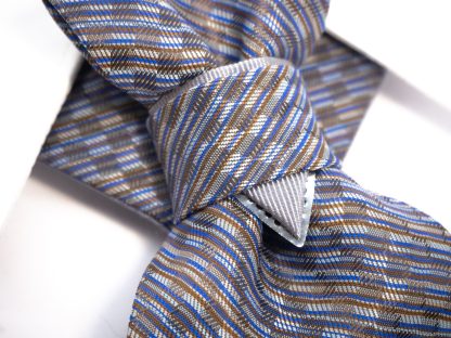 Elegant and stylish neutral blue tie - Image 3