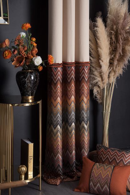 Geometric ripple jacquard curtains - Image 4