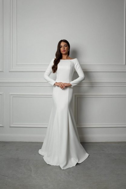 Elegant Long Sleeve Satin Wedding Dress