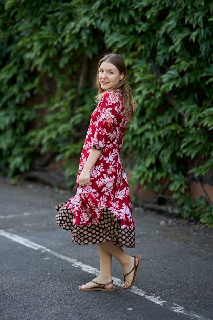 Red floral dress - Image 2