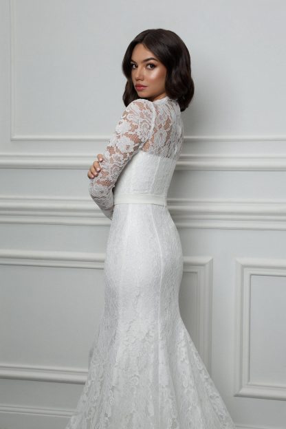 Elegant long sleeve wedding dress - Image 3
