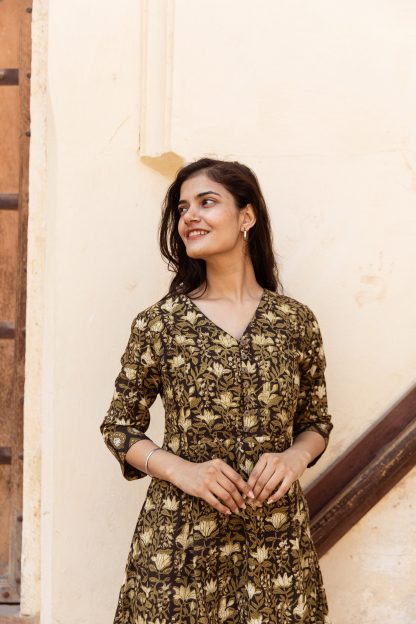 Women's Printed Dress - Image 4