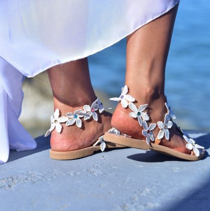 Bohemian Daisy Flower Strappy Flat Sandals for Women – Handmade Floral Gladiator Summer Sandals - Image 3