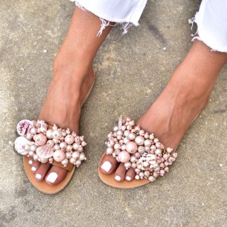 Boho Pink Seashell & Pearl Embellished Slide Sandals for Women – Handmade Ocean-Inspired Summer Flats