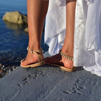 Elegant Pearl and Crystal Embellished Flat Sandals for Women – Chic Summer Bridal Sandals - Image 4