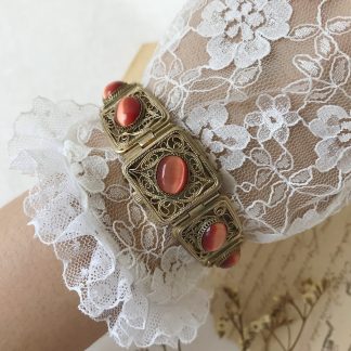 Metal Cat's Eye Ladies Watch