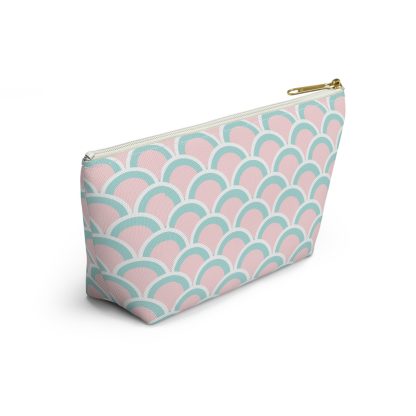 Pink scale pattern cosmetic bag - Image 2