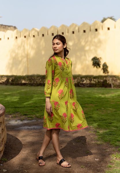 Summer green cotton dress - Image 8