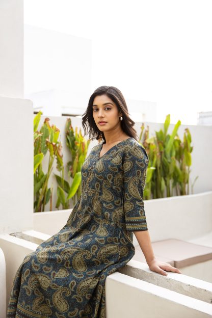 Retro pattern dress - Image 2