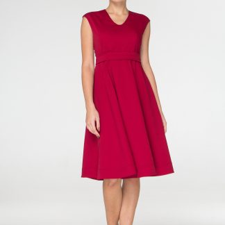 Red mid-length fitted flared skirt